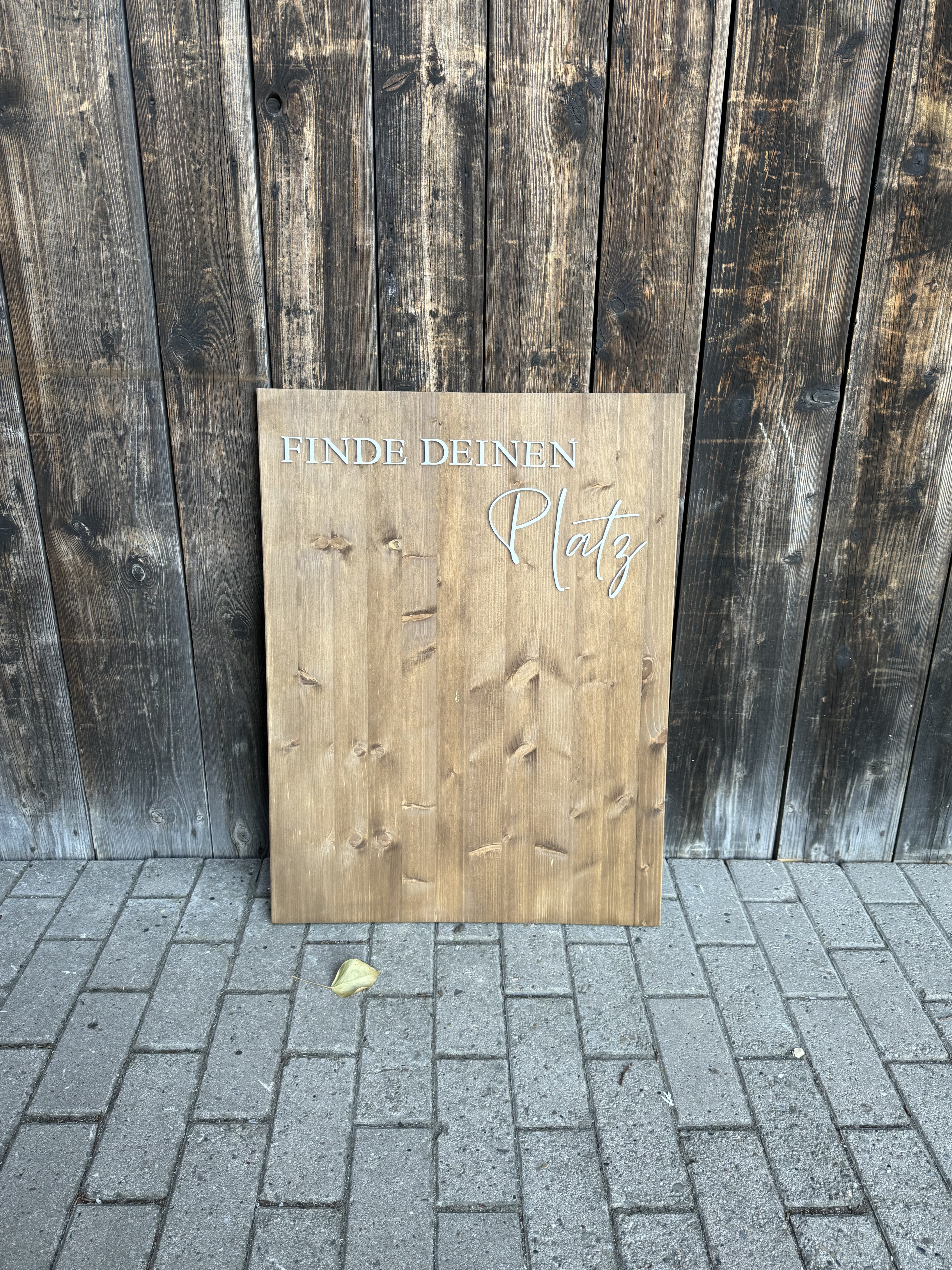 Sitzplan "Holz" inkl. weißer Staffelei